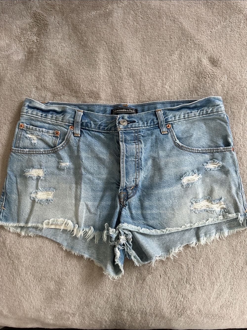 Abercrombie & Fitch Light Wash Frayed Denim Shorts